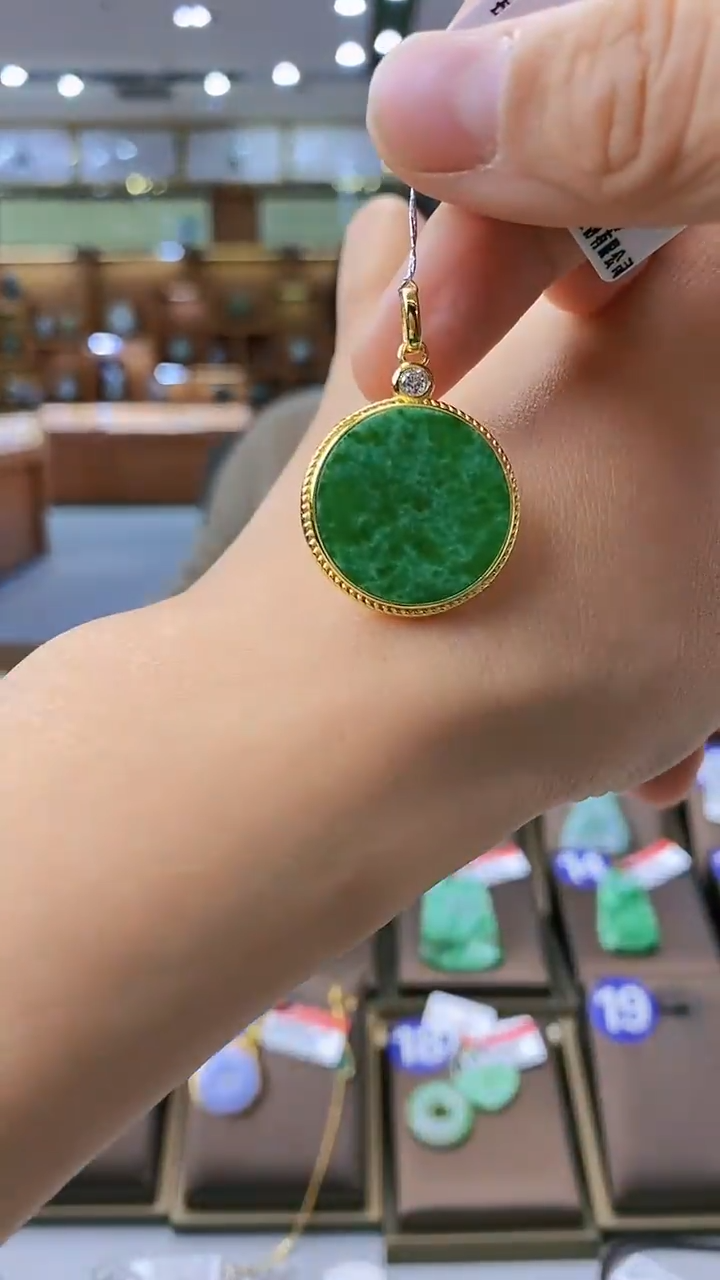 【闪购商品】翡翠颈饰银S925镶嵌无事牌