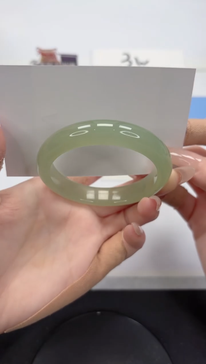 【闪购商品】石英质玉手镯未镶嵌A57-54.8