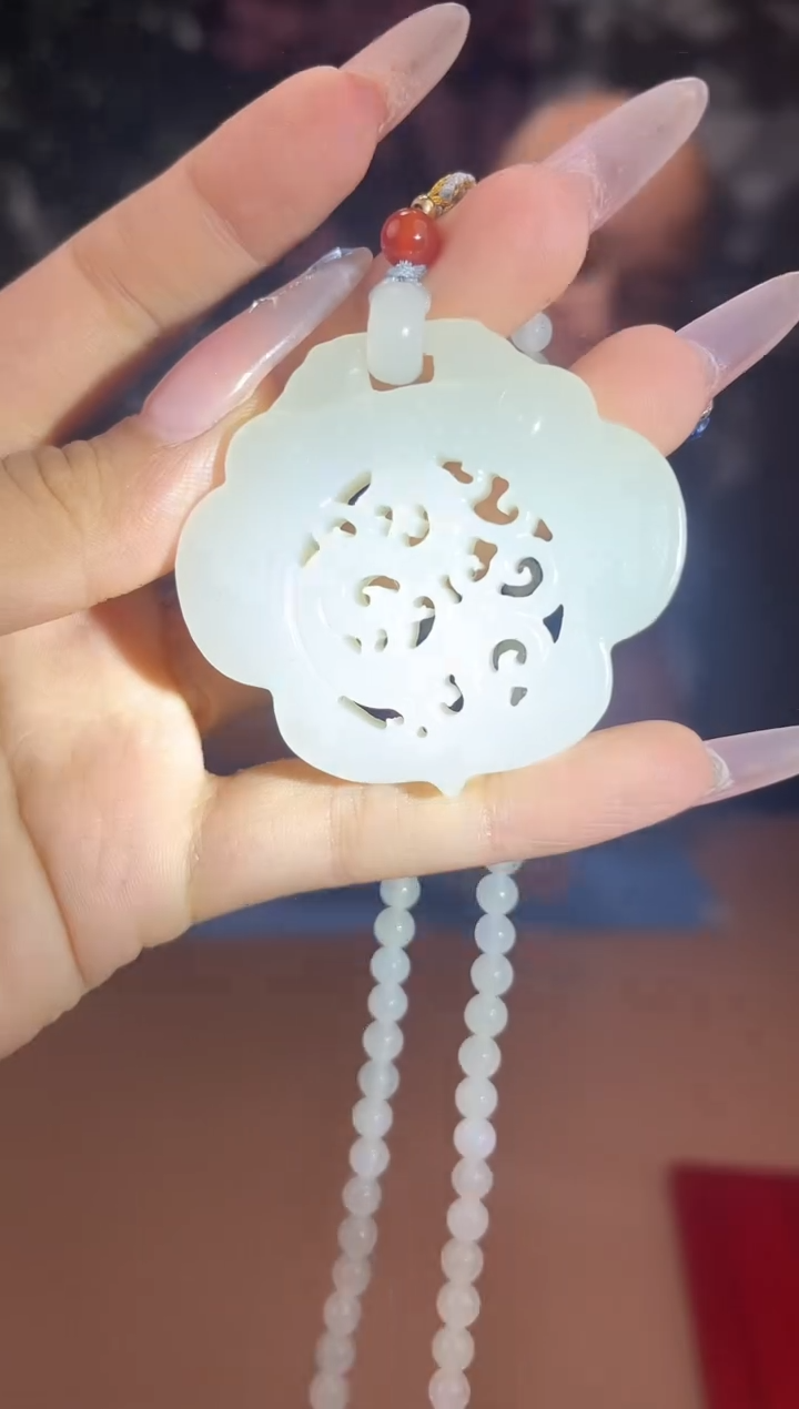 和田玉未镶嵌颈饰A145