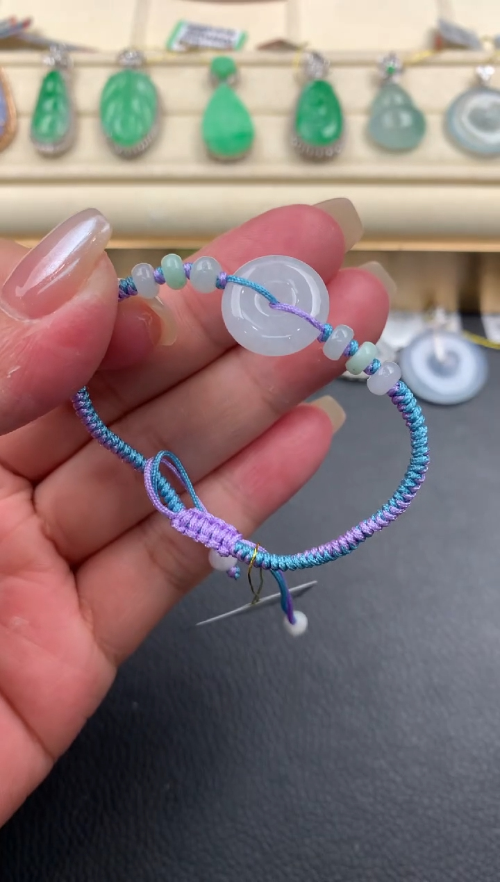 【闪购商品】翡翠手绳未镶嵌Q595       