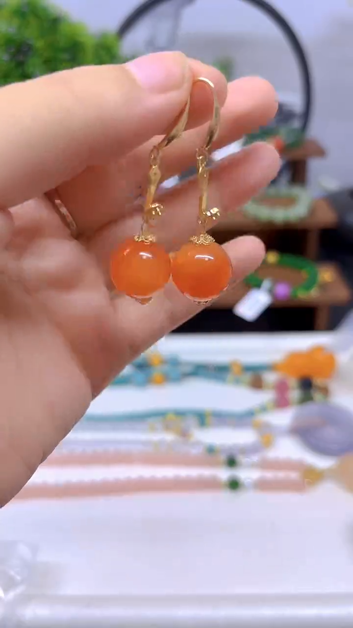 14K金镶嵌蜜蜡耳饰E722