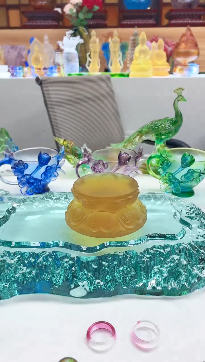 手工艺品琉璃琥珀色双层莲花底座10*7*4公分