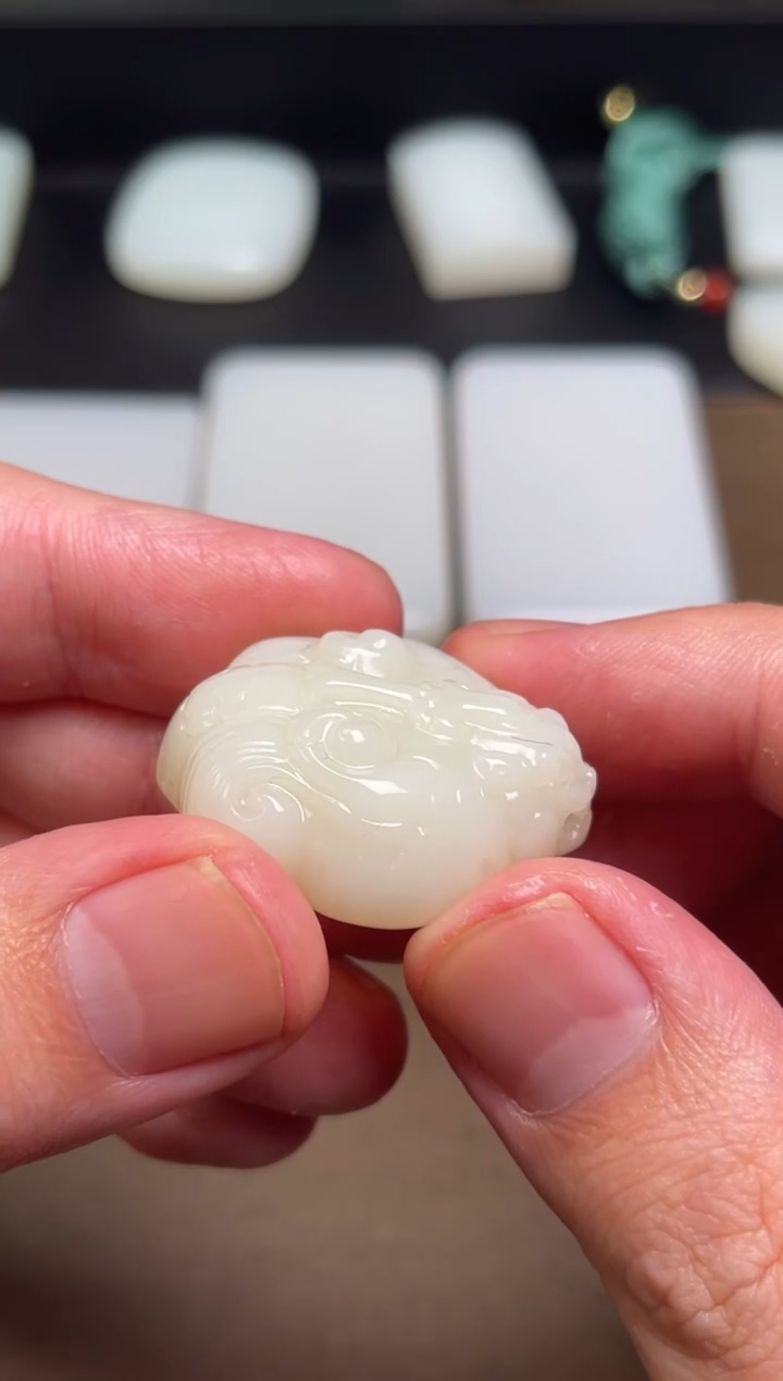 颈饰未镶嵌和田玉56