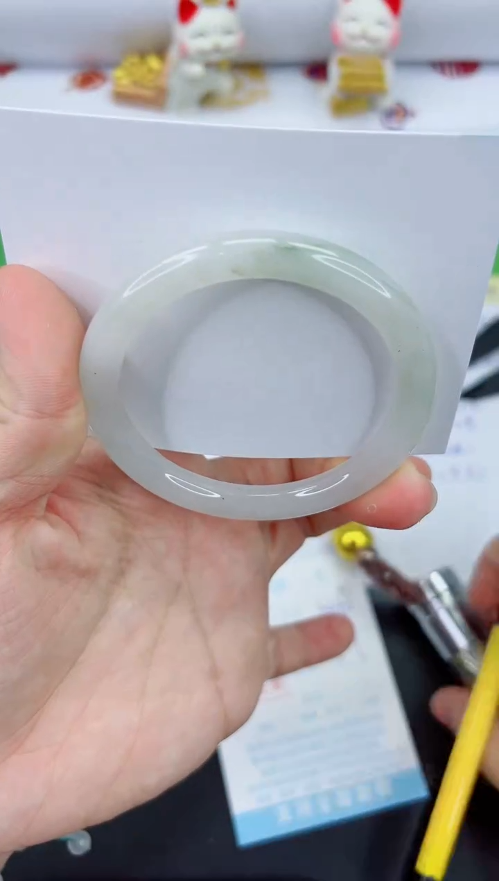 【闪购商品】石英质玉手镯未镶嵌3465-56