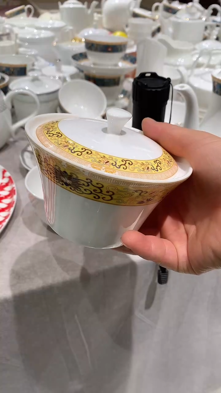 皇城隆达骨质瓷盖碗