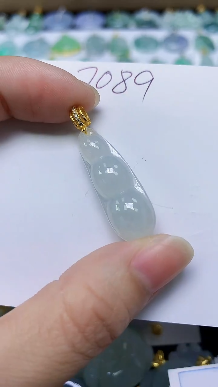 颈饰未镶嵌翡翠天然缅甸A货翡翠百元以上9元证书费自理