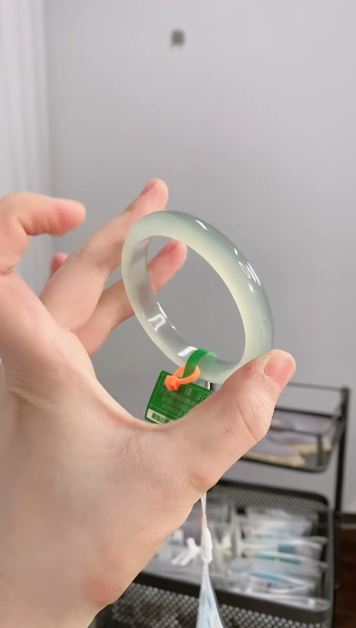 【闪购商品】玛瑙/玉髓手镯未镶嵌54圈