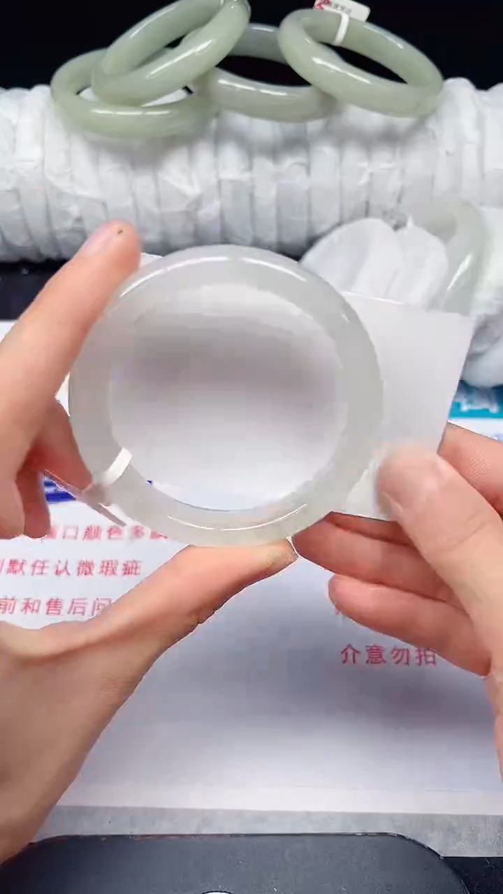 未镶嵌手镯石英质玉131-55/56