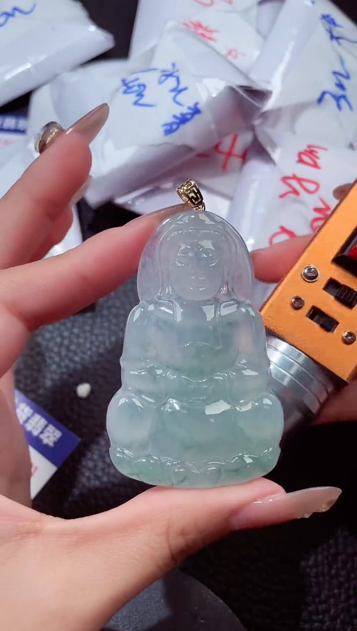 颈饰18K金镶嵌翡翠0000