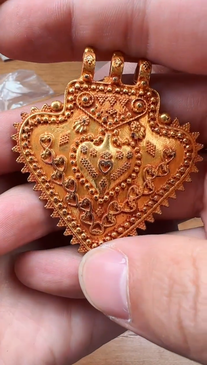 【闪购商品】琉璃颈饰【 肖钟出品 】