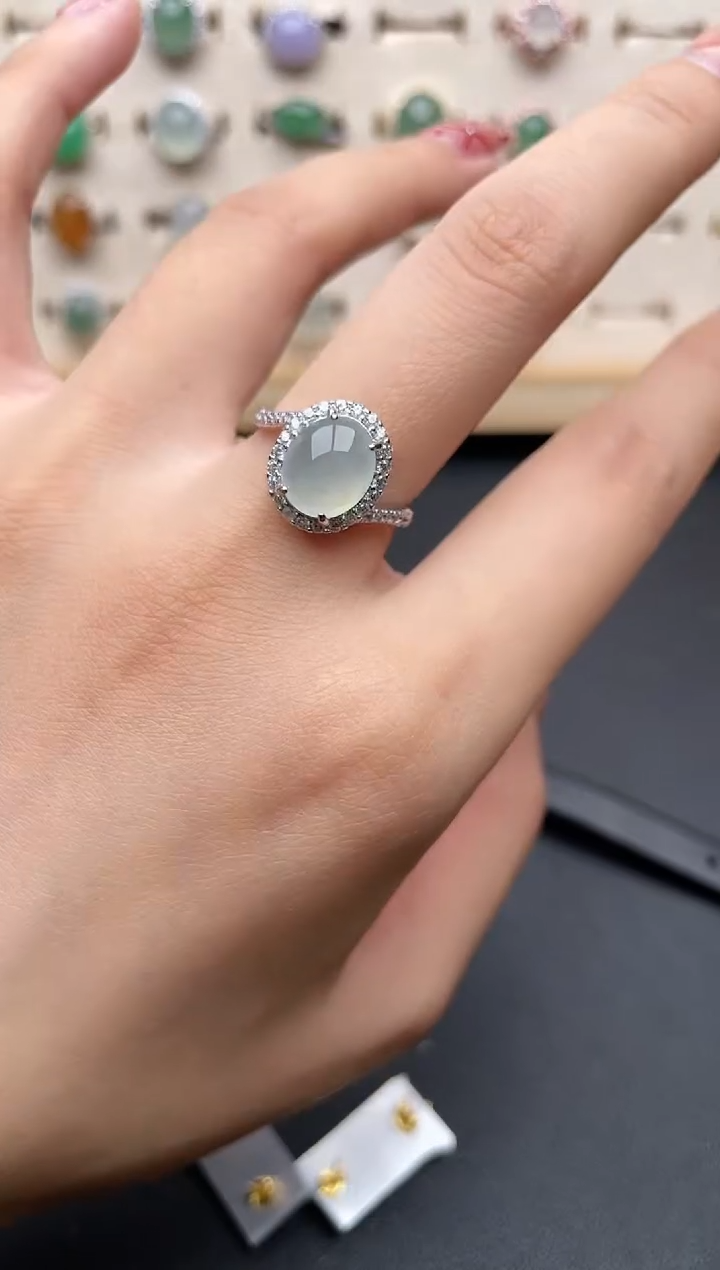 【闪购商品】翡翠戒指银S925镶嵌一物一证一礼盒