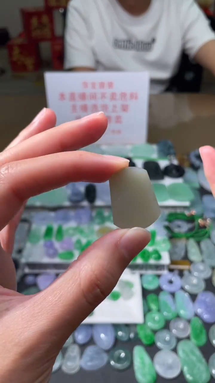 定制翡翠未镶嵌|毛货其它+0