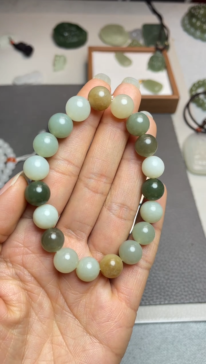 【闪购商品】和田玉颈饰未镶嵌1