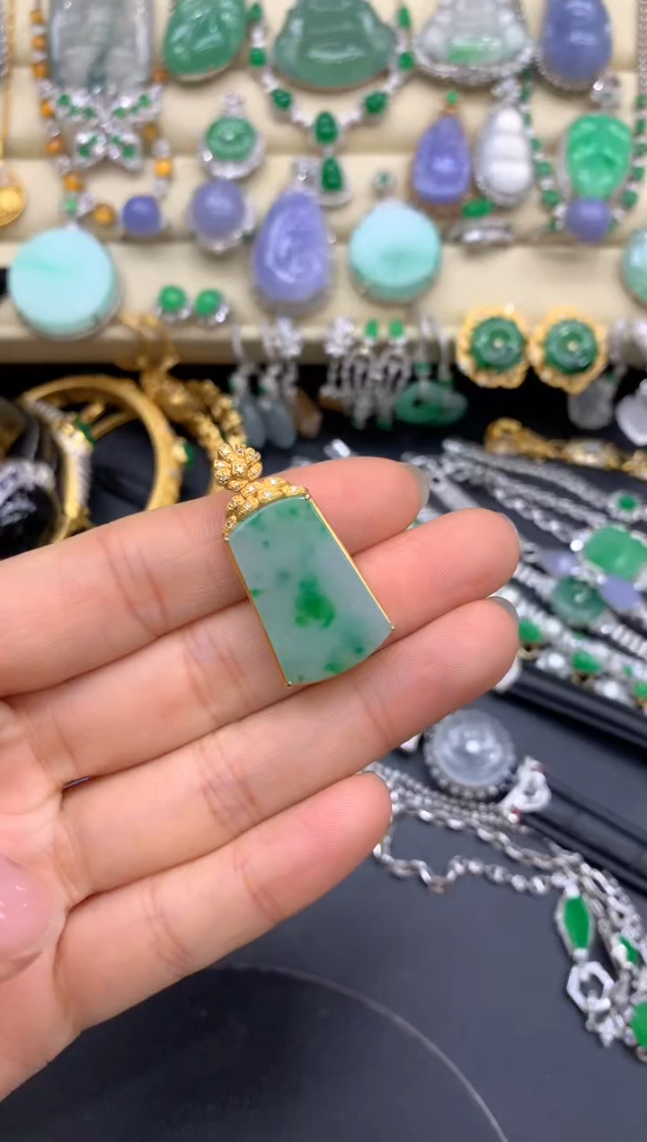 【闪购商品】翡翠颈饰18K金镶嵌310-中国好珍宝