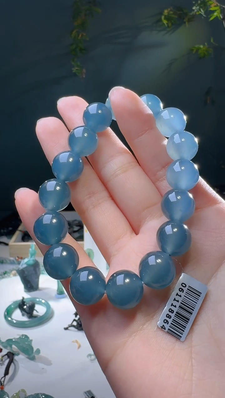 【闪购商品】翡翠颈饰未镶嵌