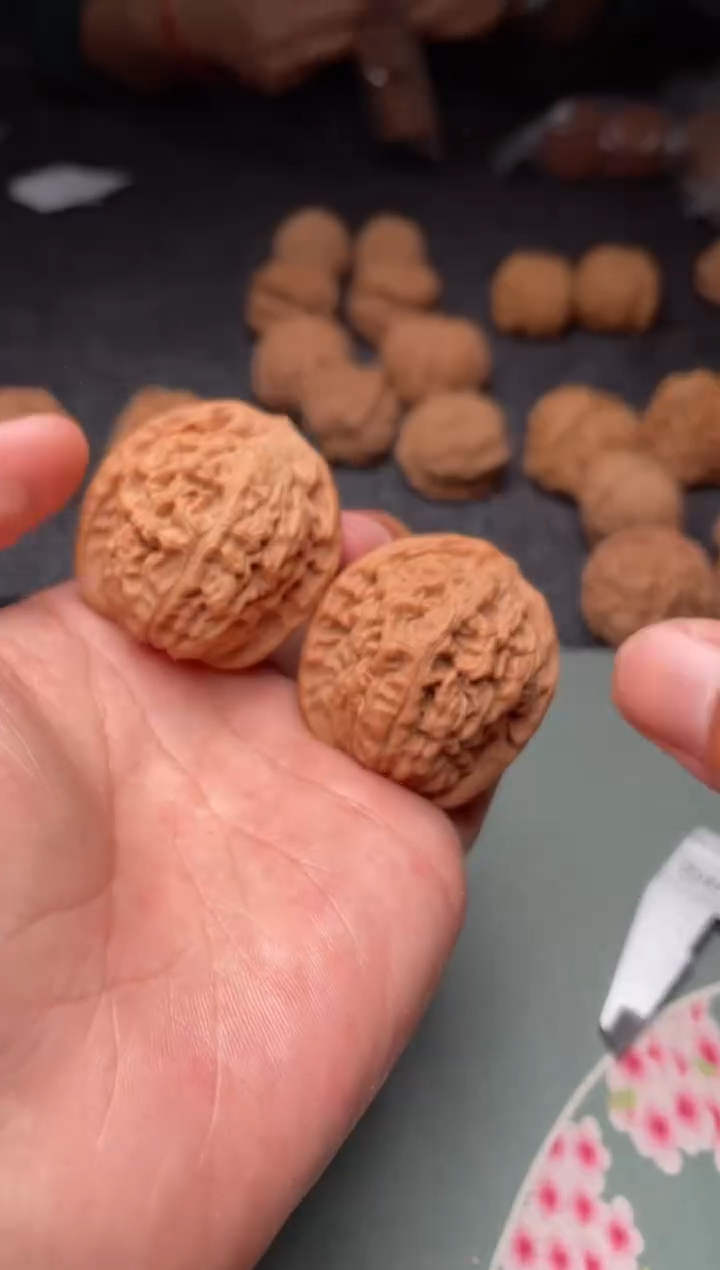 把件文玩核桃a251  莲花 39尺