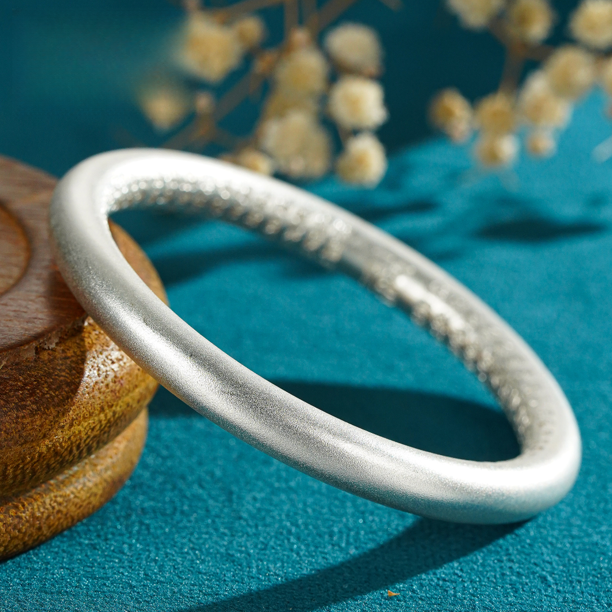 中国珠宝 足银手镯 古法银色百福圆镯简约百搭素款银手镯999