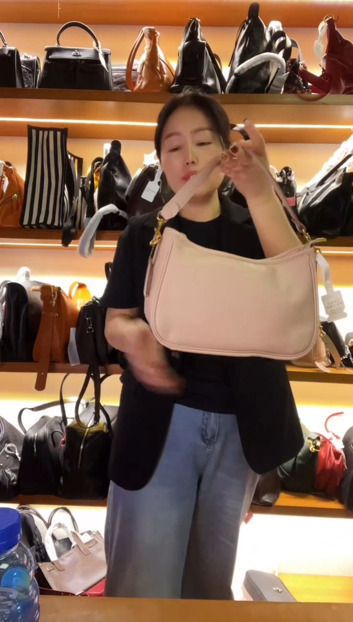 牛皮（革）高端订制时尚百搭女士手提斜跨包