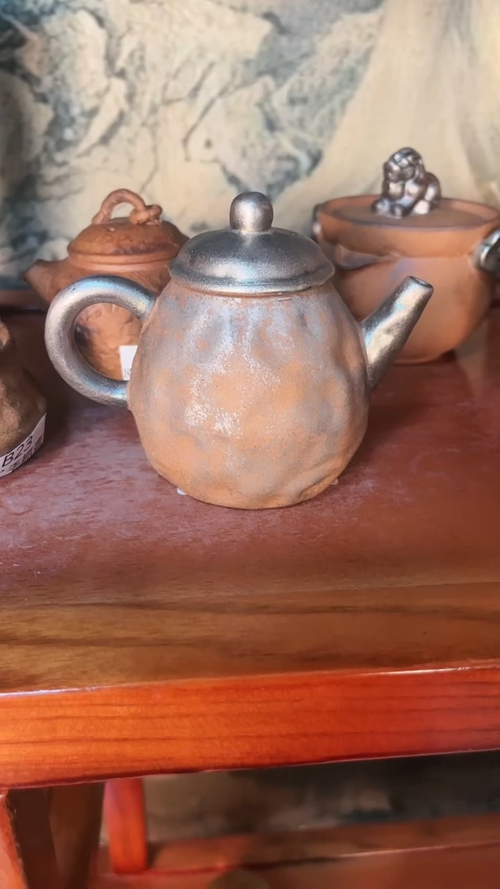 【闪购商品】C33鎏银龙蛋壶全手老岩泥