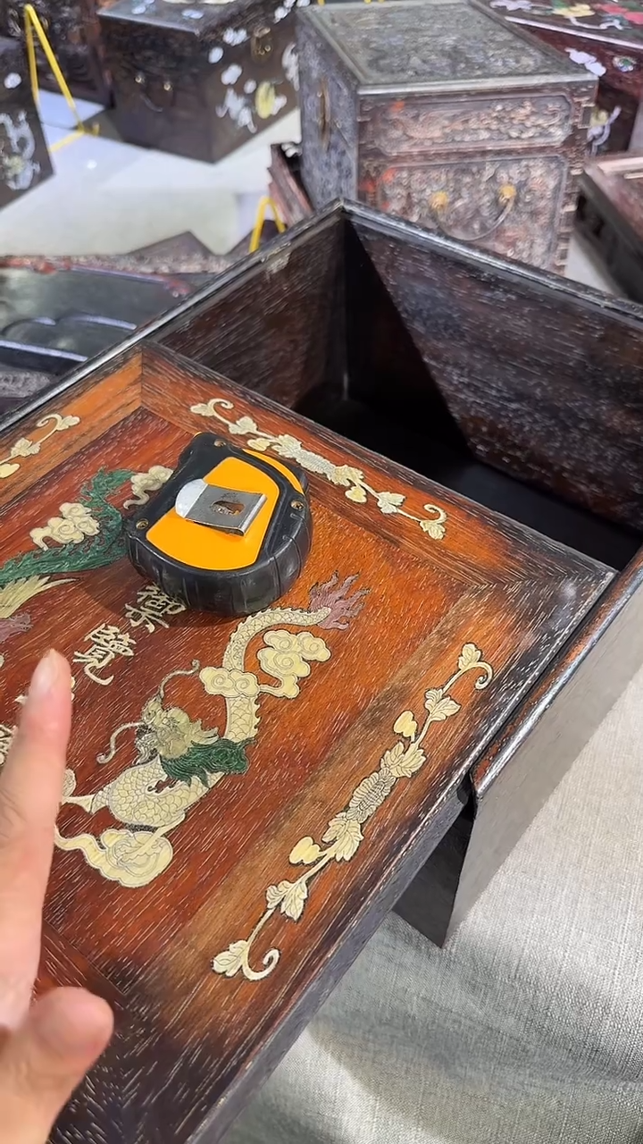 木A063紫檀雕刻板以直播间截图