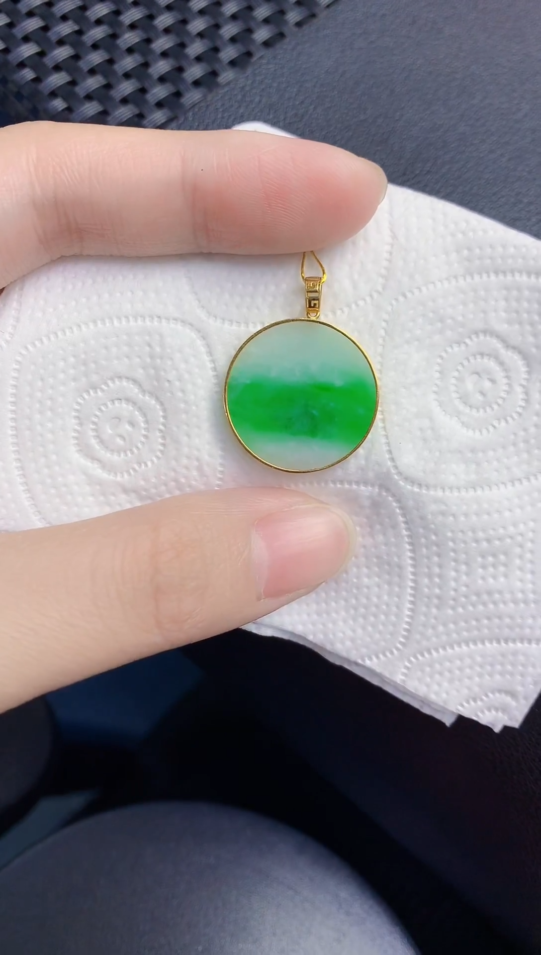 颈饰18K金镶嵌翡翠天然翡翠缅甸A货