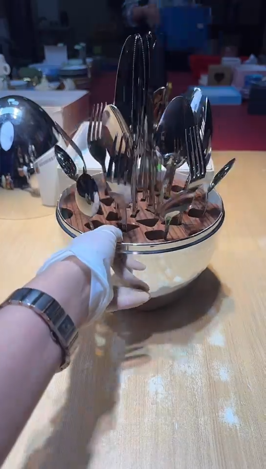 瓷片生活的本意是开心啊@@1