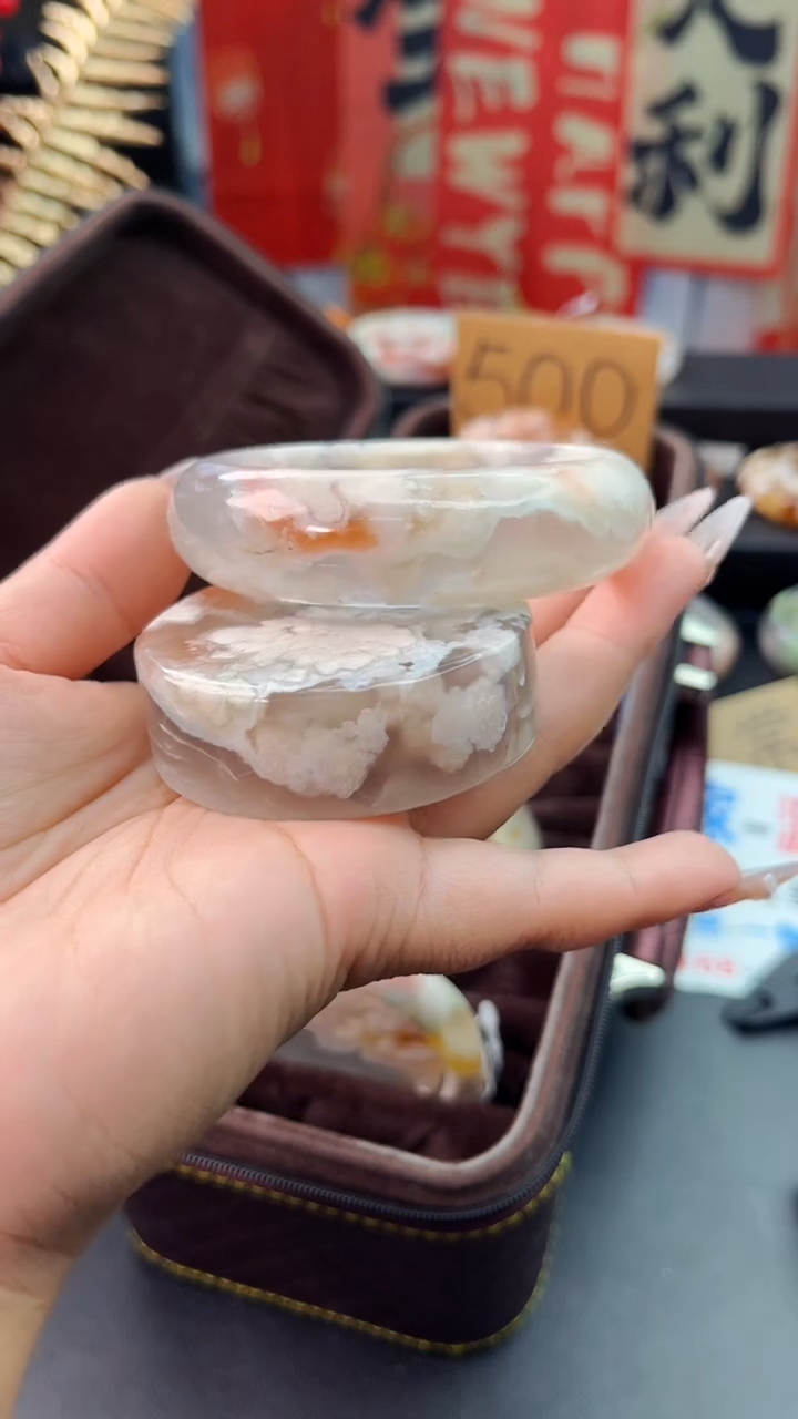 【闪购商品】石英质玉手镯未镶嵌赠送镯心（58圈口）
