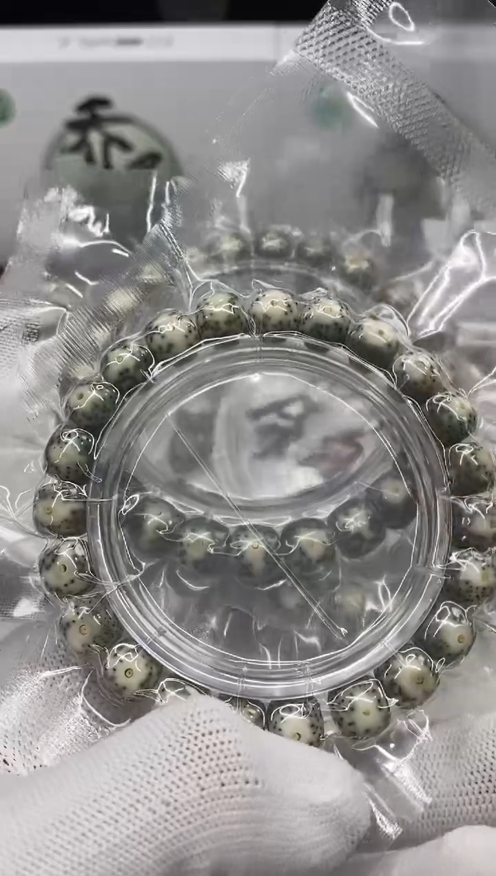 【闪购商品】星月菩提手串100 石玉料眼睛 10*9mm