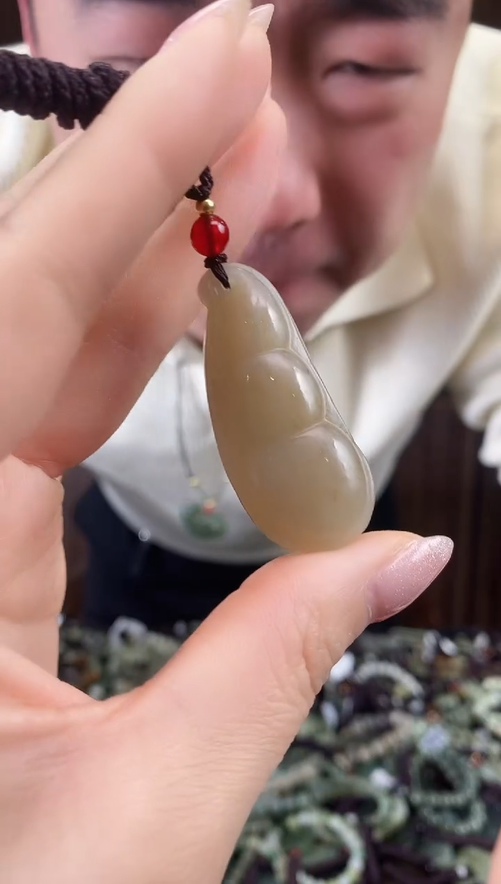 【闪购商品】和田玉颈饰未镶嵌多样性发货，拍一发一