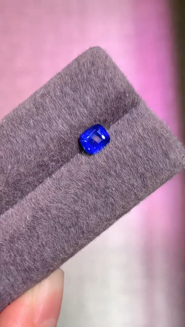 【闪购商品】蓝宝石裸石未镶嵌1ct