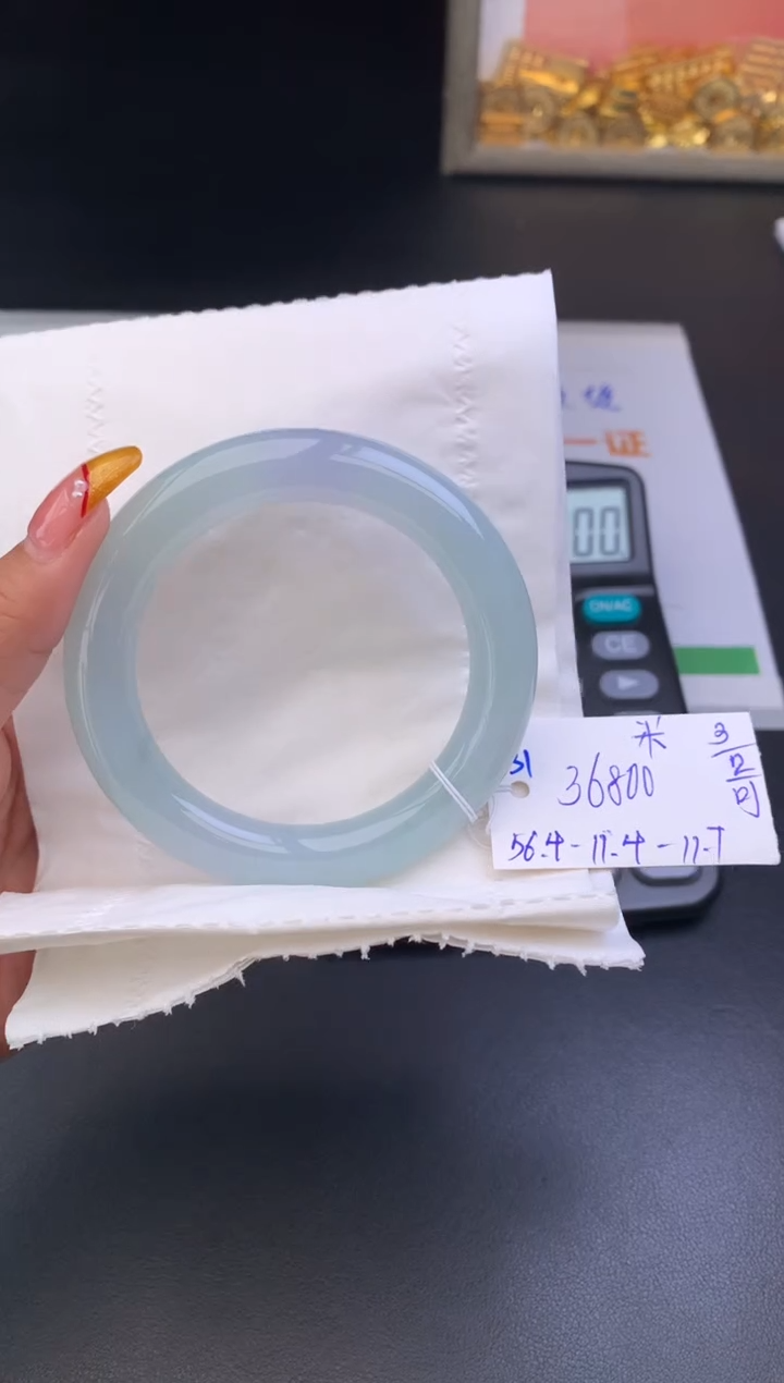 【闪购商品】翡翠手镯未镶嵌手镯