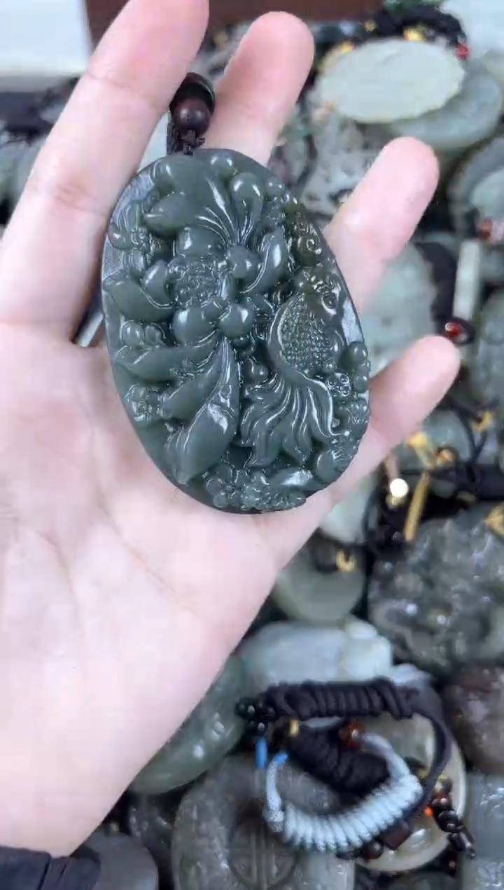 【闪购商品】和田玉颈饰未镶嵌1