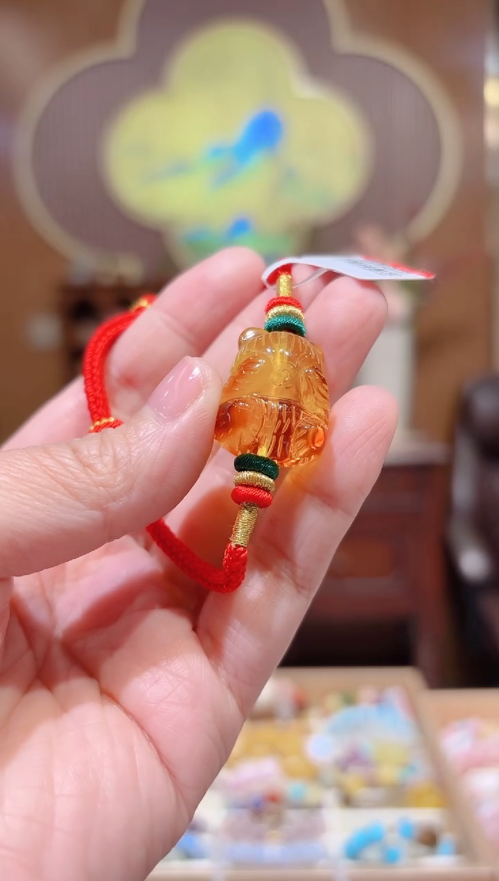 【闪购商品】琥珀手绳未镶嵌设计款珠串