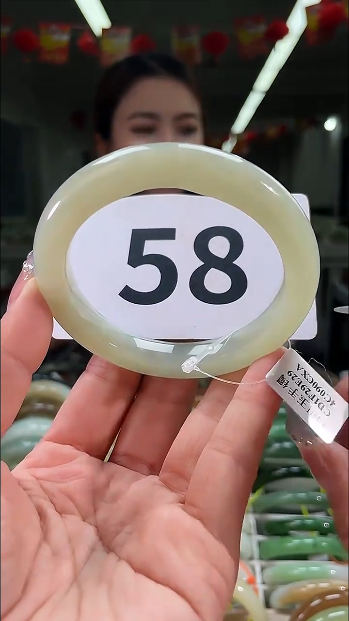 定制和田玉和田玉手镯