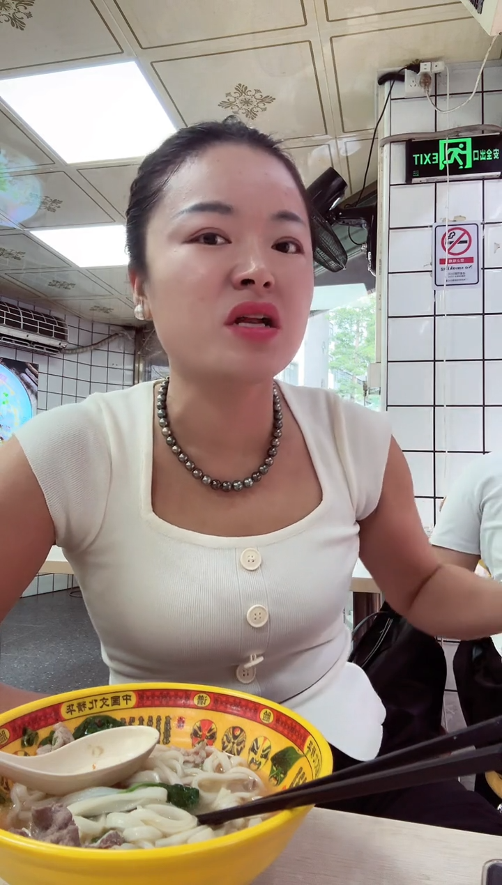 未镶嵌海水珍珠项链大溪地8-11定99不退换总价6000