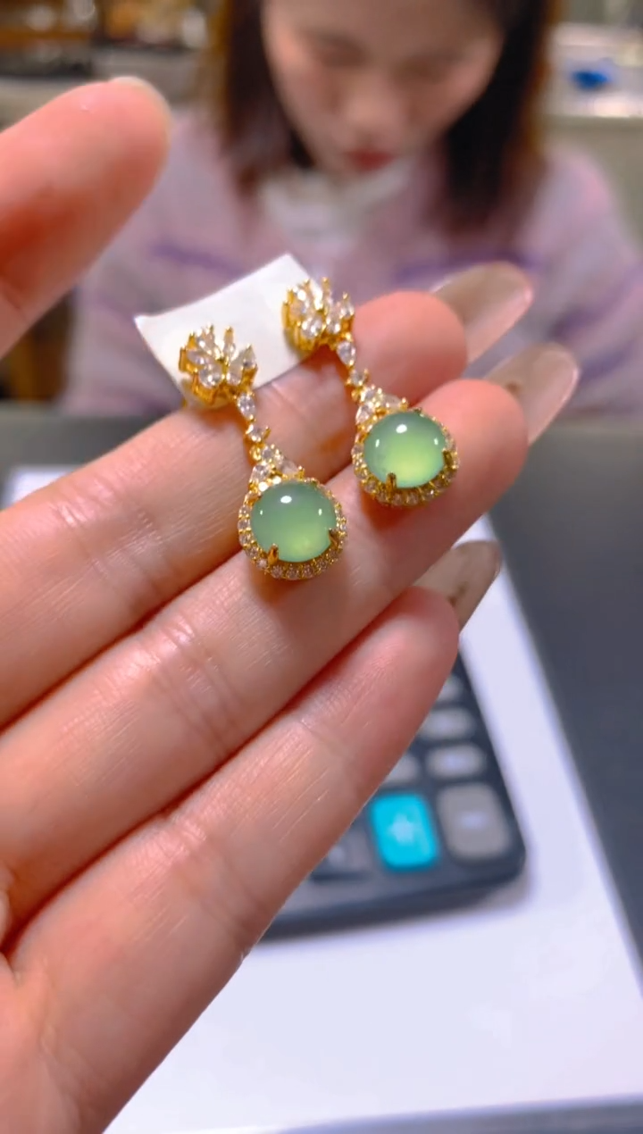 未镶嵌翡翠耳饰多样性发一