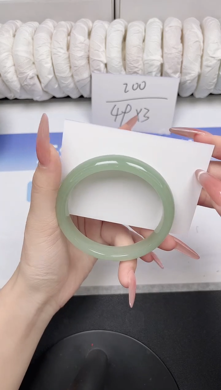 未镶嵌手镯石英质玉27-60.5