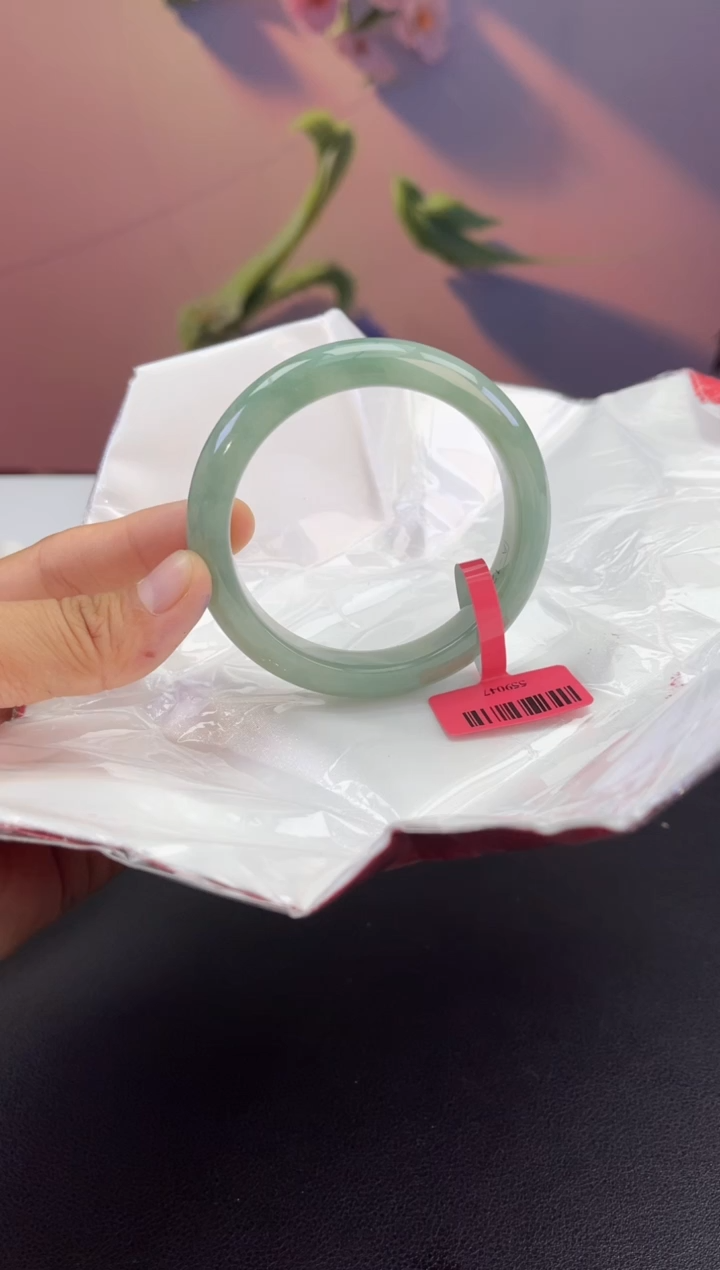 翡翠未镶嵌手镯翡翠手镯6