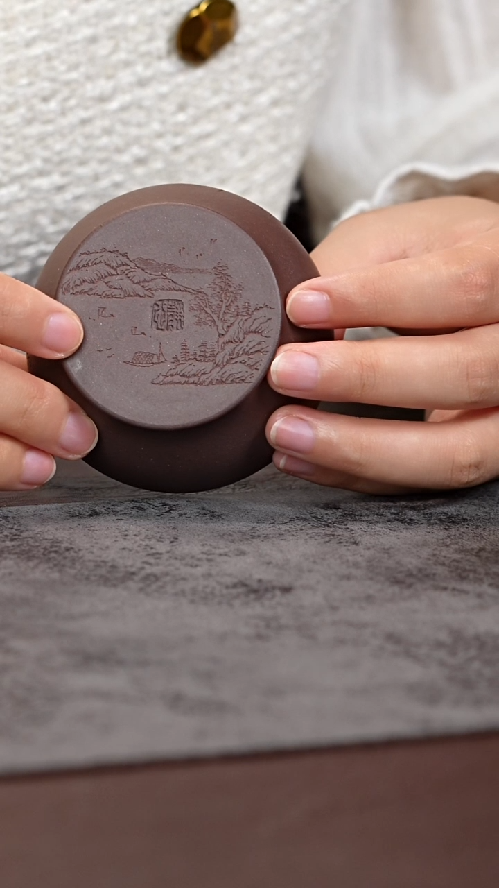 茶杯紫泥刻绘山水 盛开杯