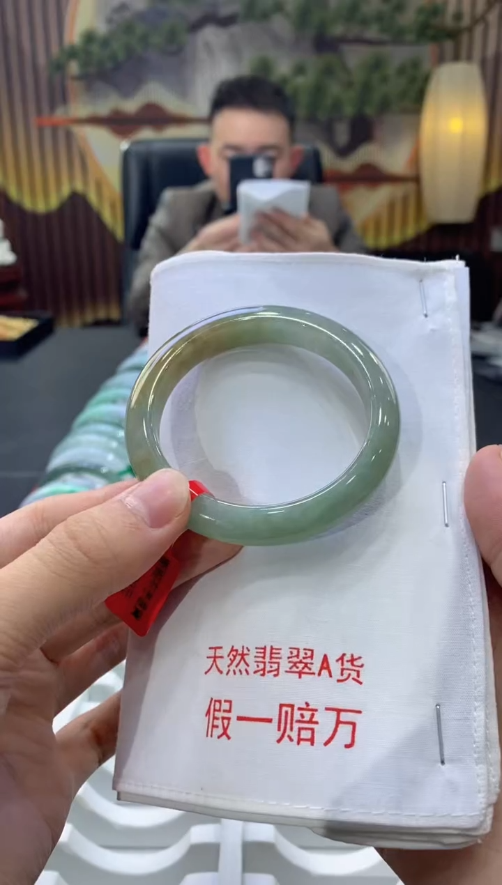 【闪购商品】翡翠手镯未镶嵌000002207