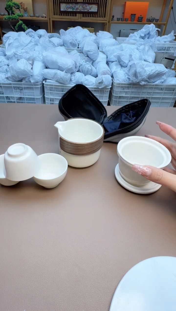 【闪购商品】摆件瓷制品S1111111111111