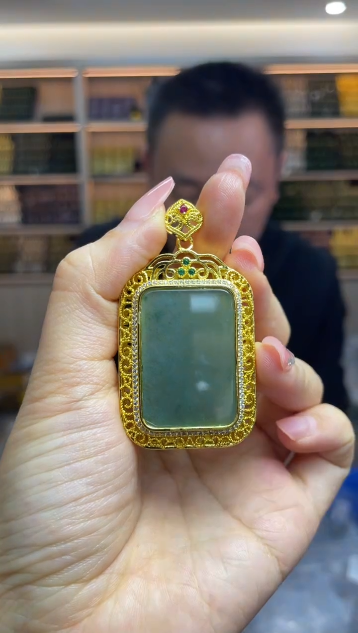 【闪购商品】翡翠颈饰未镶嵌多样性发一件