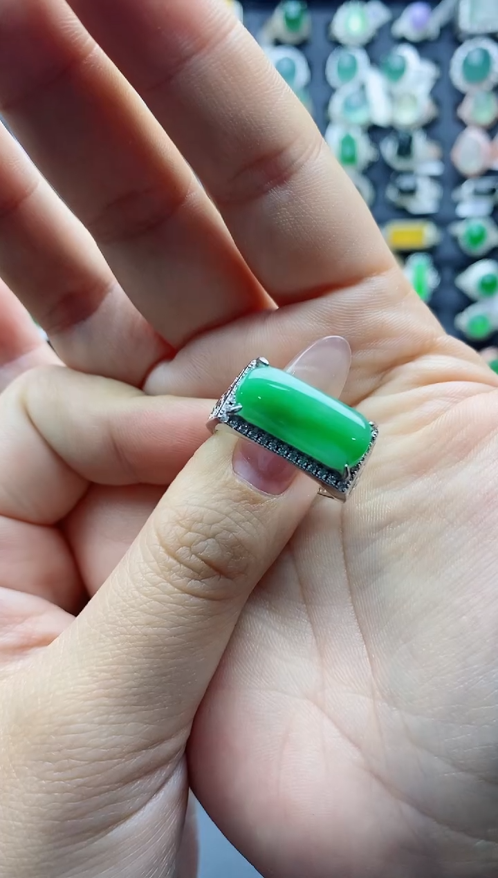 【闪购商品】翡翠戒指银S925镶嵌天然翡翠男戒