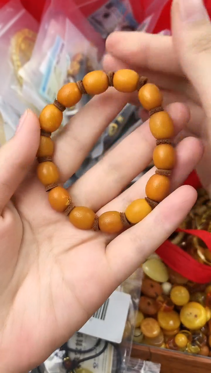 【闪购商品】未镶嵌琥珀珠宝奇石76