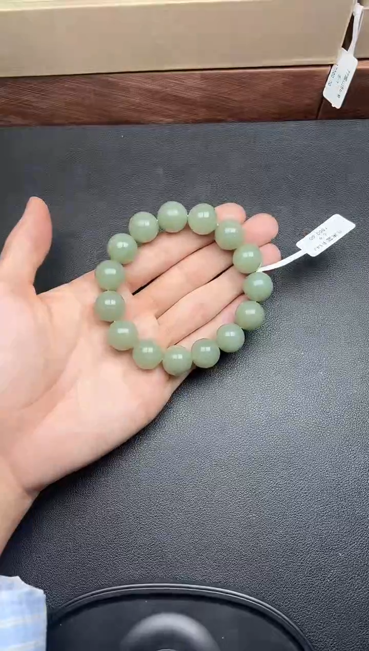 未镶嵌手串和田玉且末微色差卡14 手串