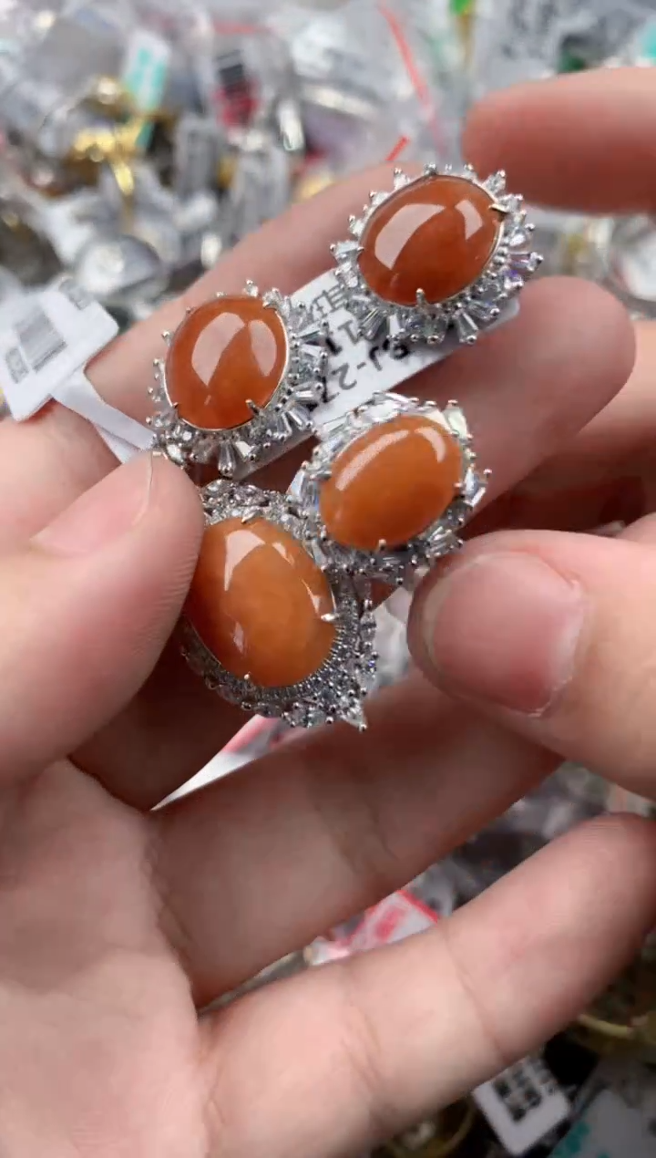 银S925镶嵌戒指翡翠777           9