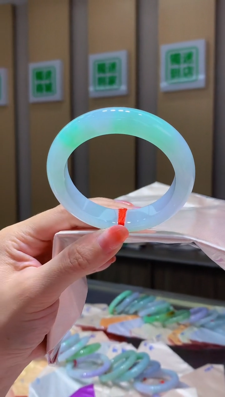 未镶嵌手镯翡翠-qq4 圈口55.7