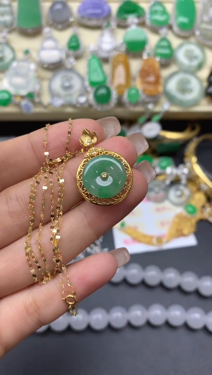 颈饰18K金镶嵌翡翠287-中国好珍宝