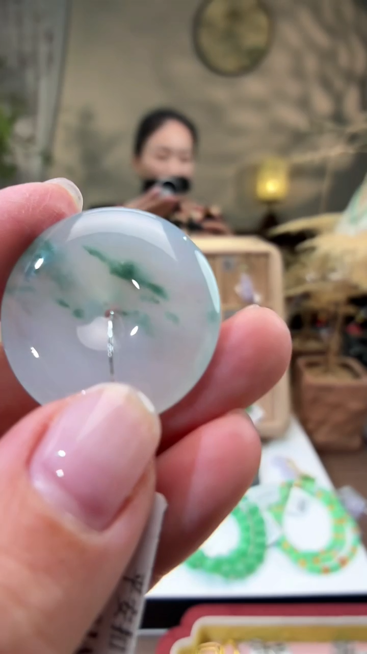 吊坠(不含链)未镶嵌翡翠平安扣