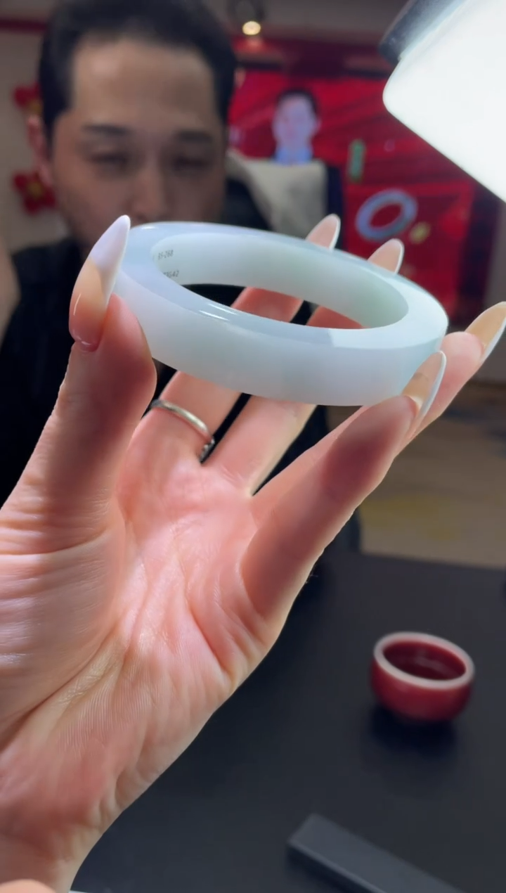 【闪购商品】定制翡翠手镯未镶嵌DDH96581